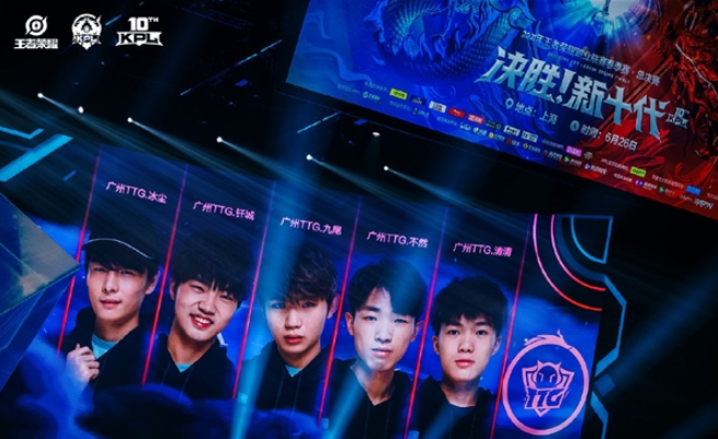 且那么容易 且那么容易