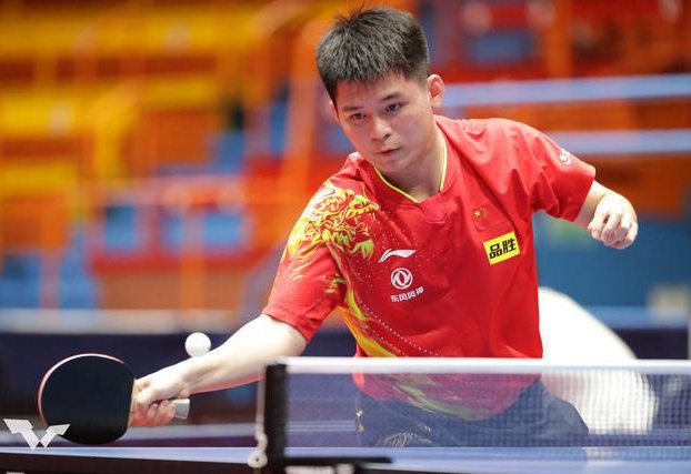 禁区内接应 禁区内接应