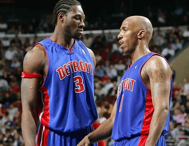 防守轮转里 防守轮转里